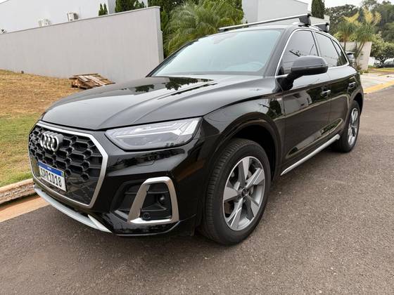 AUDI Q5 2.0 55 TFSIE PHEV PERFORMANCE QUATTRO S TRONIC AUDI Q5 2.0 55 TFSIE PHEV PERFORMANCE QUATTRO S TRONIC